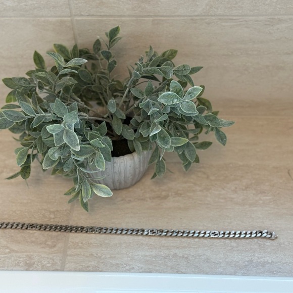 Authentic gucci chain - Picture 8 of 9